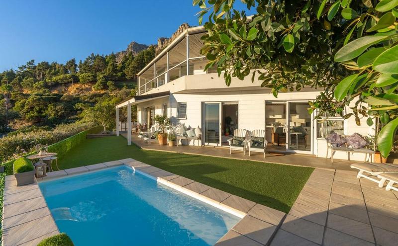 5 Bedroom Property for Sale in Llandudno Western Cape